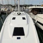 yacht-51299168 image-6