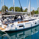 yacht-Bavaria C38-image-3