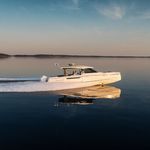 yacht-51702351 image-6