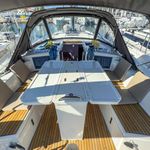 yacht-51711448 image-4