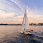 yacht-51782612 image-5