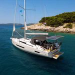 yacht-51782613 image-4