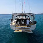 yacht-51782613 image-6