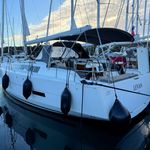 yacht-51917392 image-5