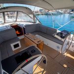 yacht-52042763 image-5