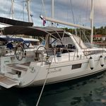 yacht-52044282 image-1