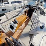 yacht-52057409 image-1