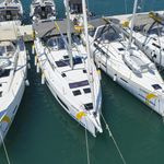 yacht-52064117 image-4