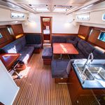 yacht-52067535 image-6