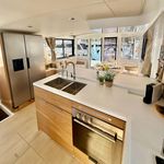 yacht-52071531 image-6