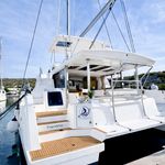 yacht-52071531 image-1