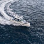 yacht-52179264 image-4