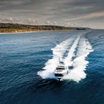 yacht-52211236 image-4