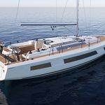 yacht-52305354 image-1