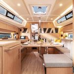 yacht-52309311 image-5