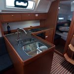 yacht-52379744 image-4