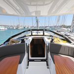 yacht-52527076 image-3