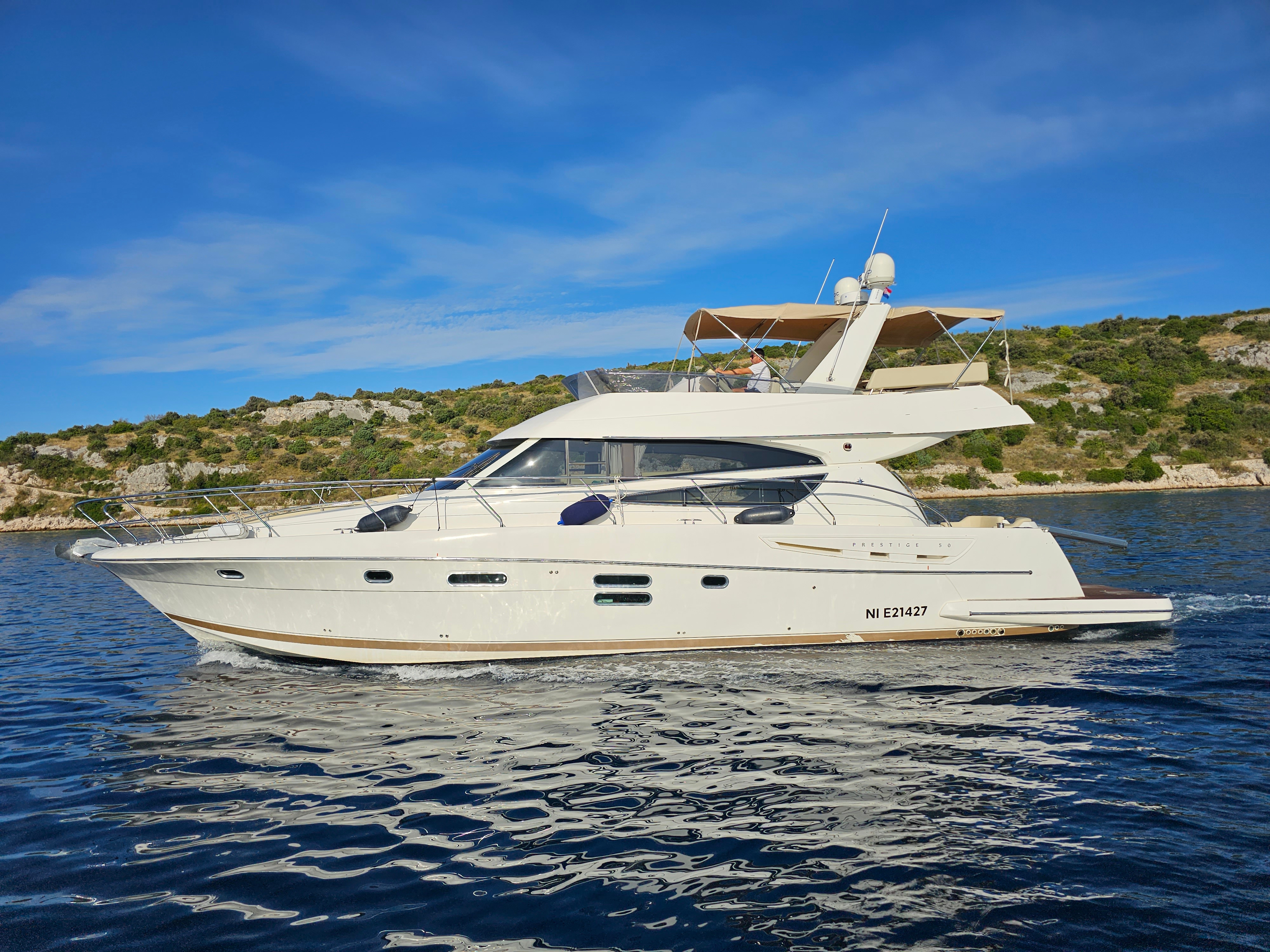 yacht-Prestige 50 Fly-image-23