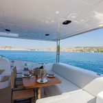 yacht-Azimut 60-image-1