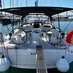 yacht-53736131 image-1
