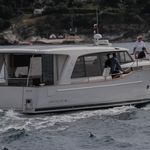 yacht-54112433 image-3