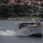 yacht-54112433 image-4
