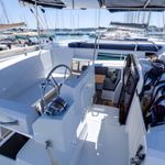 yacht-54429090 image-3