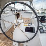 yacht-54432727 image-5