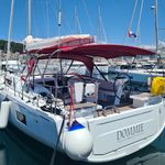 yacht-54433163 image-1