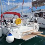 yacht-54433182 image-4