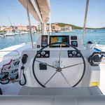 yacht-54436064 image-5