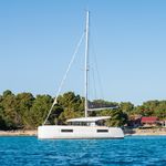 yacht-54443096 image-5