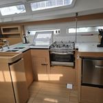 yacht-54525830 image-4