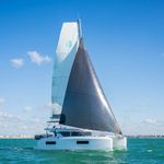 yacht-54952385 image-5