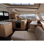 yacht-Aura 51-image-4