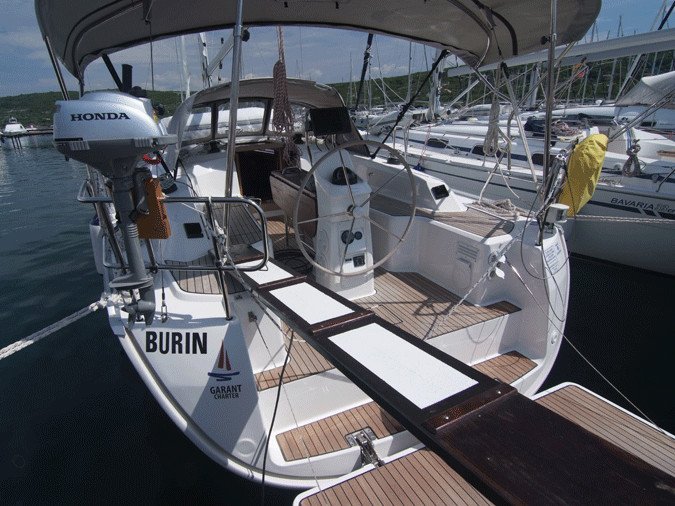 yacht-Bavaria Cruiser 33-image-6