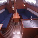 yacht-Bavaria Cruiser 33-image-4