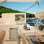 yacht-Ferretti 730-image-1