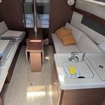 yacht-Oceanis 34.1-image-6