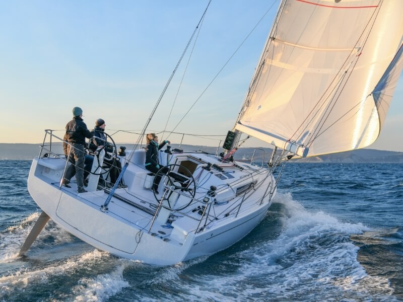 yacht-First 36-image-2