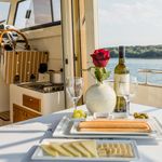 yacht-59378023 image-7