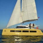 yacht-59660092 image-1