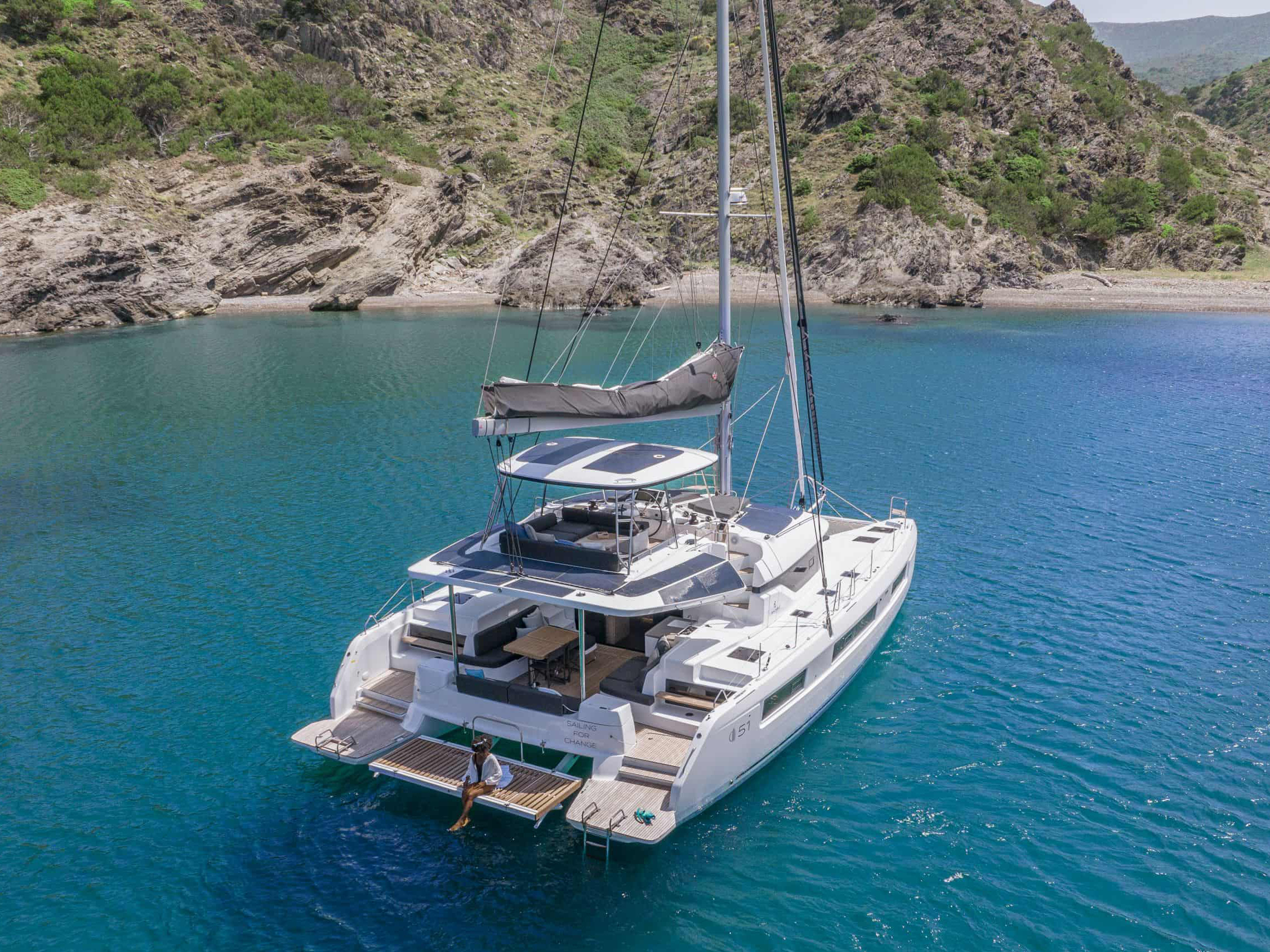 yacht-Lagoon 51-image-3