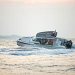 yacht-61723146 image-3