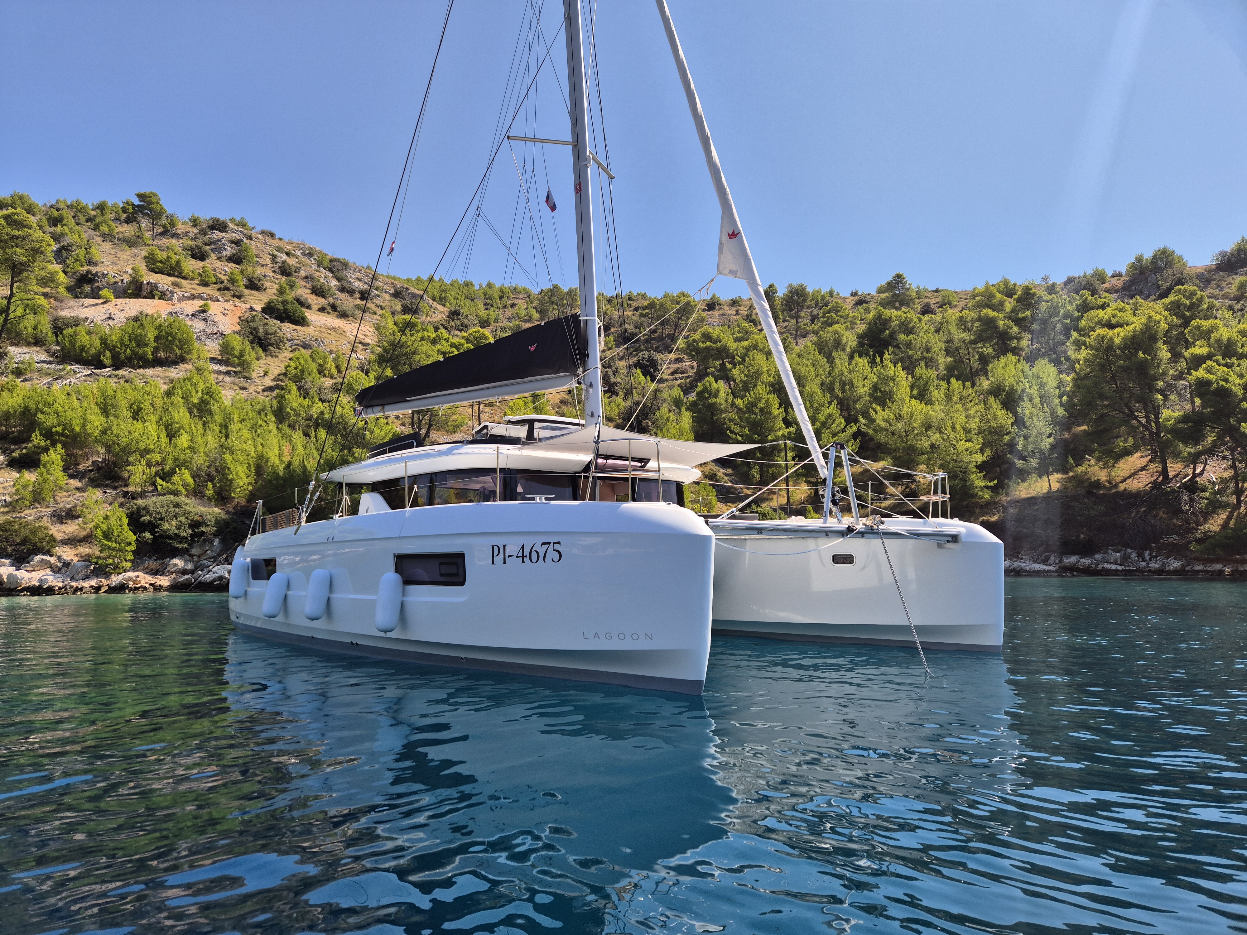 yacht-Lagoon 43-image-2