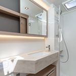 yacht-62351302 image-4