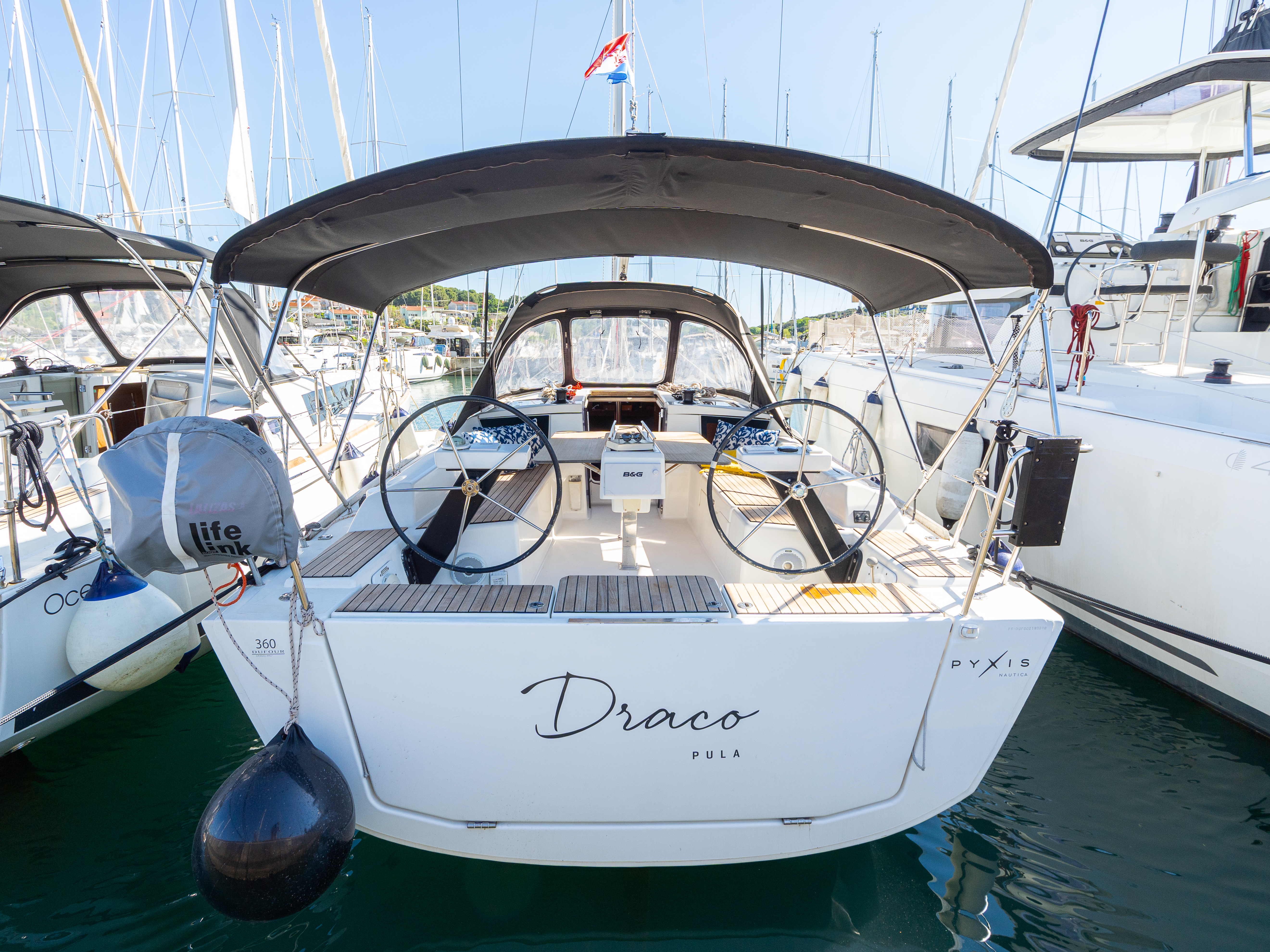 yacht-Dufour 360 Grand Large-image-1
