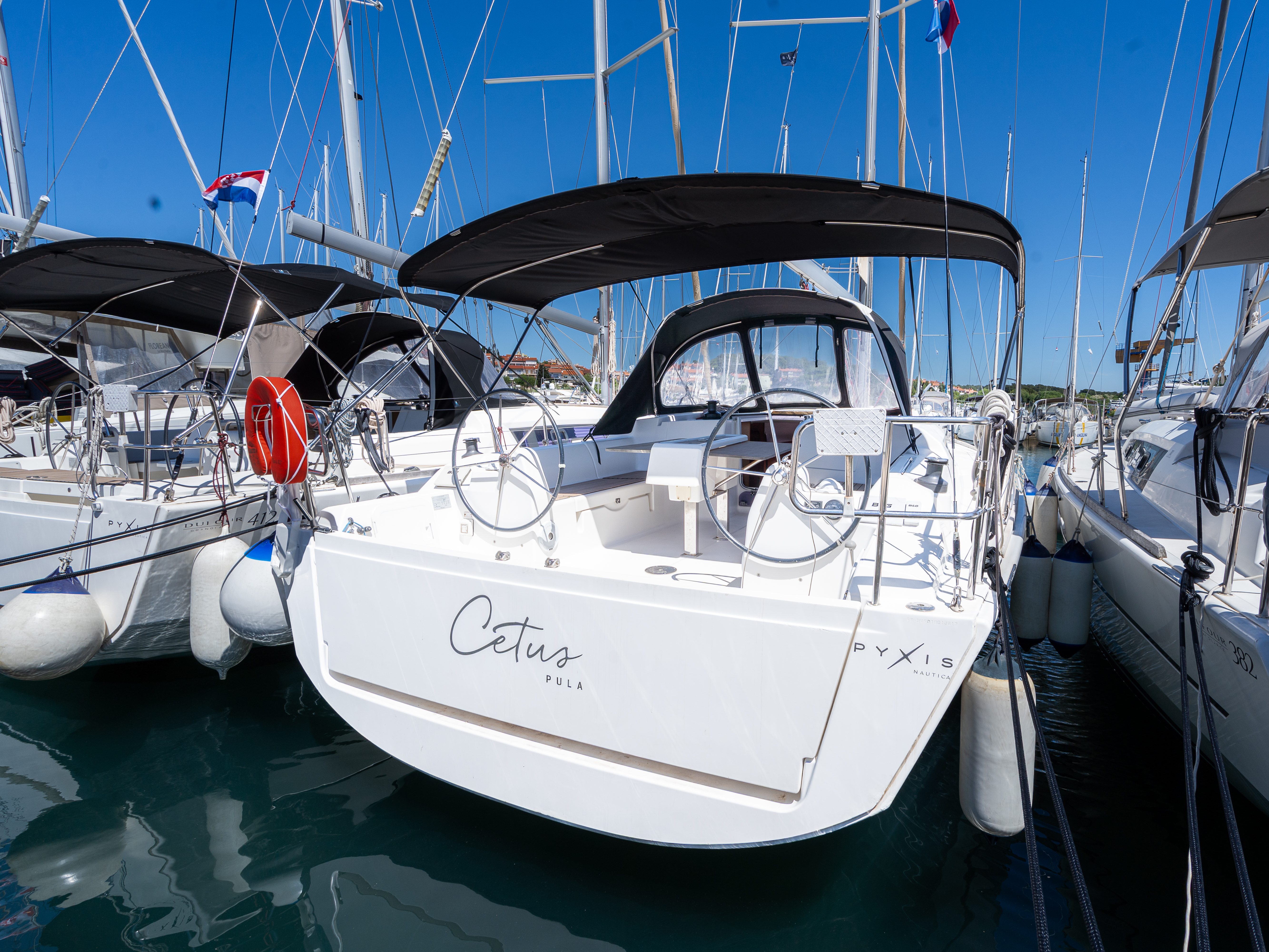 yacht-Dufour 382 Grand Large-image-7