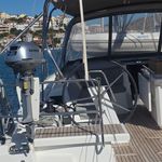 yacht-63304768 image-5