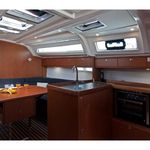 yacht-Bavaria 37 Cruiser-image-5